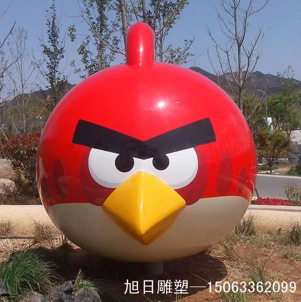 愤怒的小鸟卡通雕塑