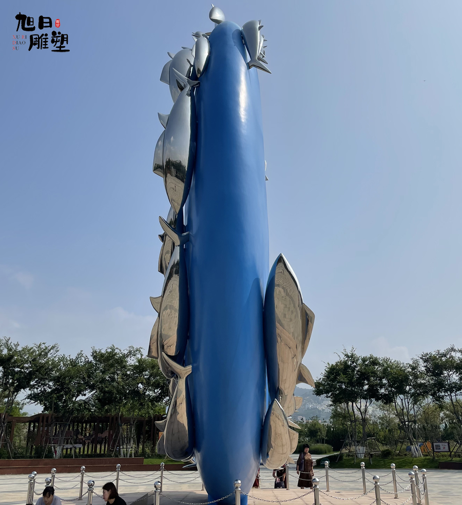 青岛不锈钢雕塑高度18米